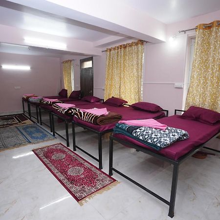 Morjim Beach Villa Exterior photo